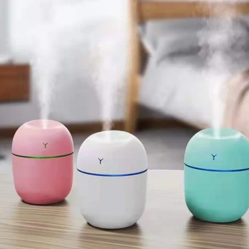 Umidificador de Ar Portátil USB 200ml – Atomizador Ultrassônico Silencioso com Luz LED