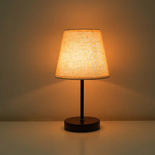 Abajur de Mesa em Madeira Maciça com Cúpula de Tecido – Luminária LED USB para Quarto e Cabeceira