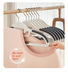 Kit com 10 Cabides Multifuncionais Antiderrapantes – Para Roupas Secas e Úmidas, Ideal para Guarda-Roupa