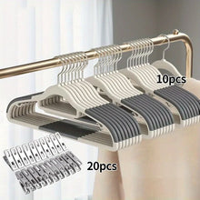 Kit com 30 Peças de Cabides Antiderrapantes – 10 Cabides de Veludo + 20 Clipes Organizadores