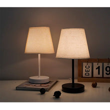 Abajur de Mesa em Madeira Maciça com Cúpula de Tecido – Luminária LED USB para Quarto e Cabeceira