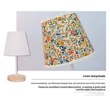 Abajur de Mesa em Madeira Maciça com Cúpula de Tecido – Luminária LED USB para Quarto e Cabeceira