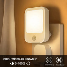 Luz Noturna LED com Sensor de Movimento – Luminária para Tomada EU/US com Acendimento Automático